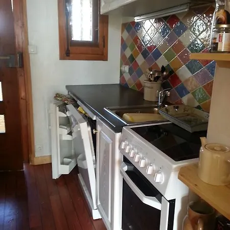 Studio Illaz Apartment *